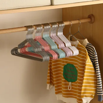 Детская пластиковая нескользящая вешалка, металлическая проволока, бесшовная подставка для домашней одежды, вешалка для одежды